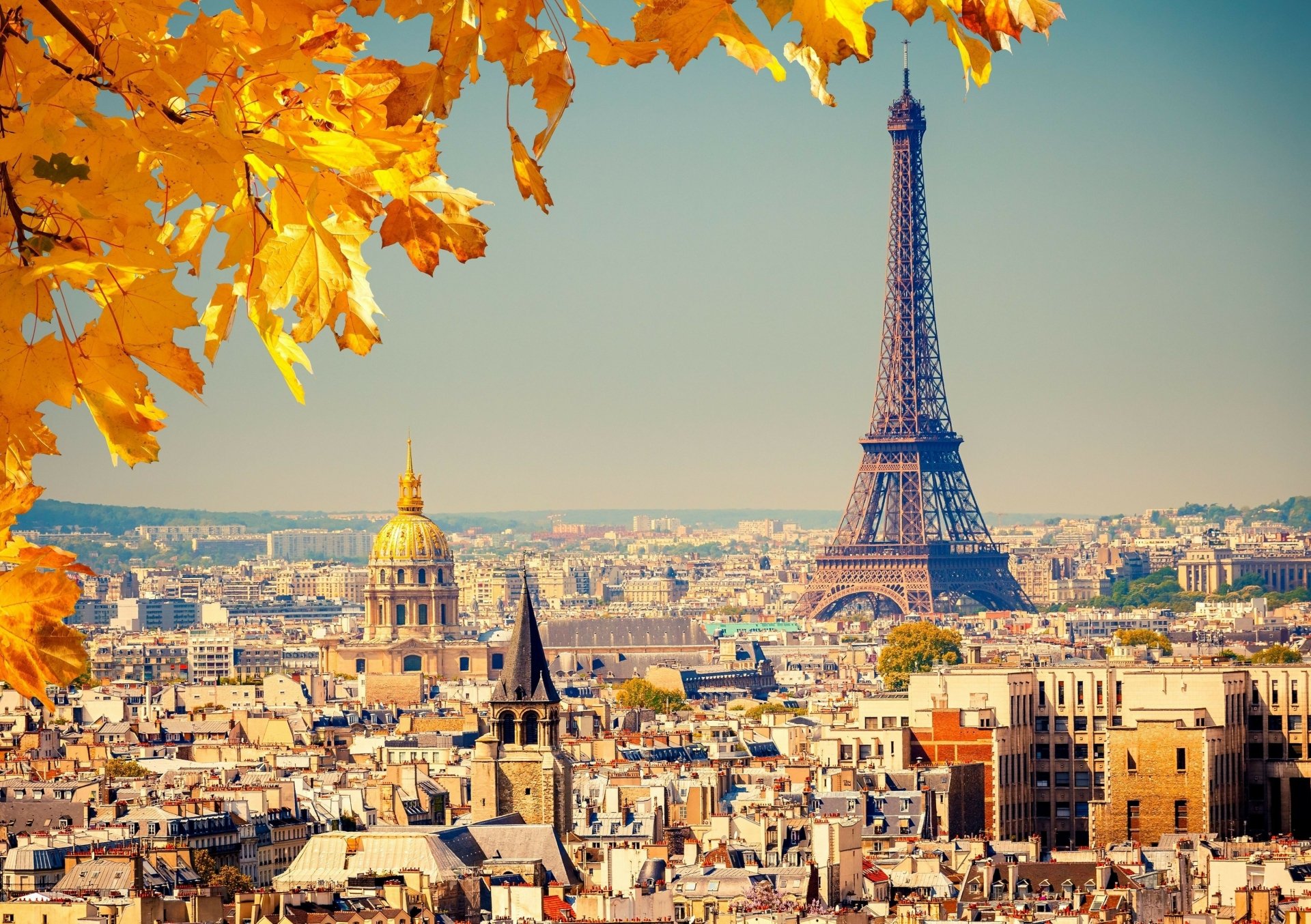 Vista de París y la Torre Eiffel